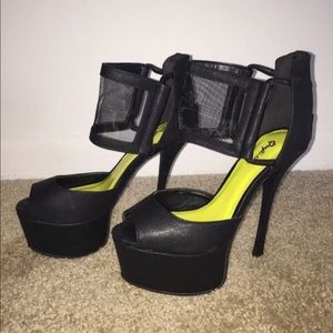 Quipid heels